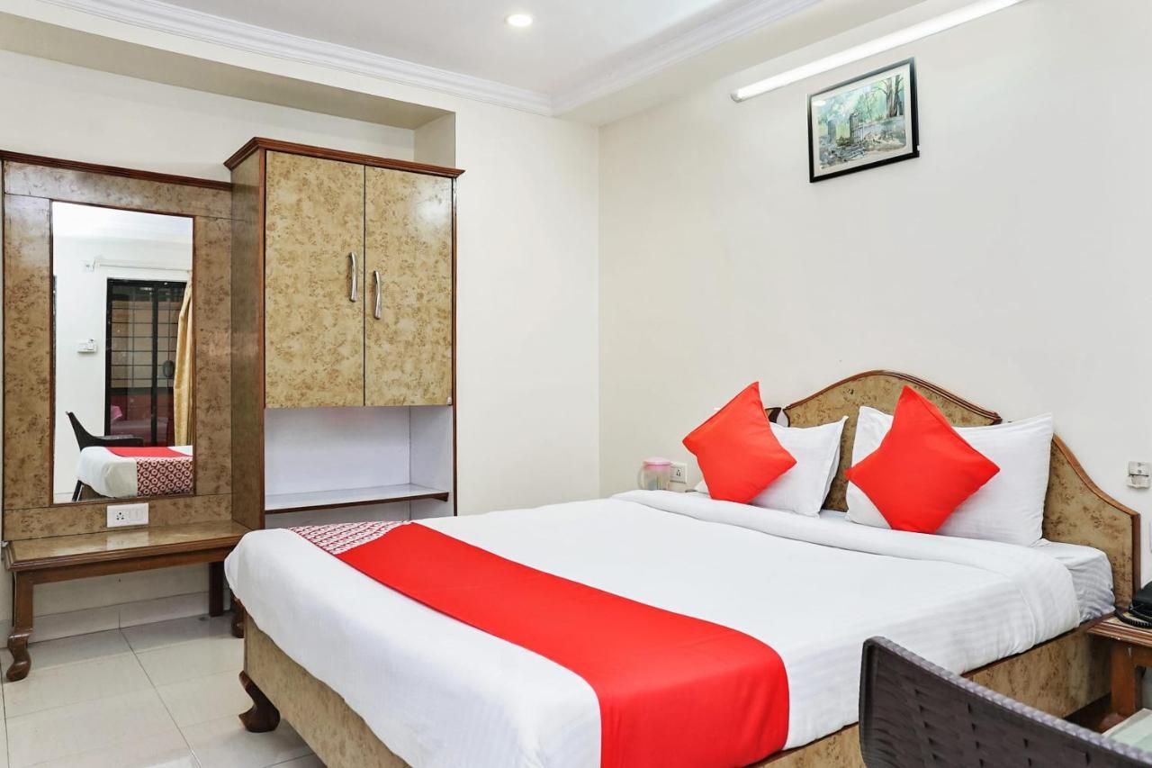 Hotel Rajdeep Púna Kültér fotó